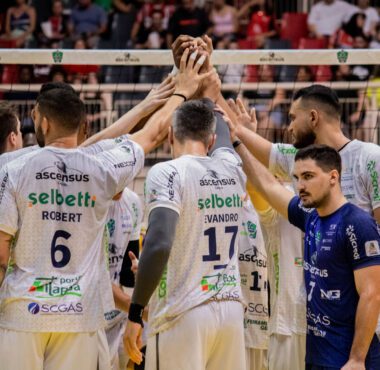 Horário do jogo entre Joinville Vôlei e Araucária na quinta-feira é alterado