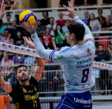 JOINVILLE VÔLEI ENCARA CLÁSSICO REGIONAL PELA SUPERLIGA NESTE SÁBADO 