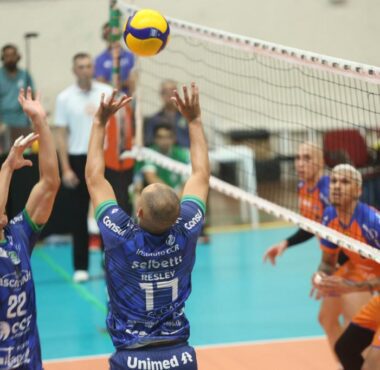 JOINVILLE VÔLEI ENFRENTA SÃO JOSÉ NESTA 3ª FEIRA E DEFINE POSIÇÃO PARA OS PLAYOFFS