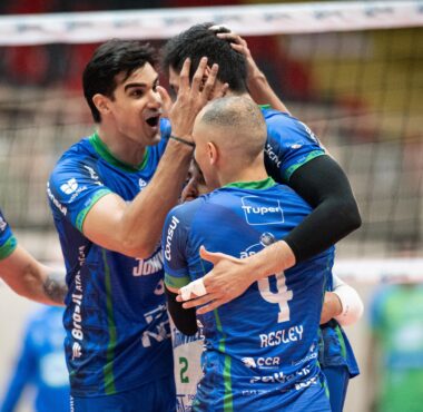 JOINVILLE VÔLEI ENCARA SÃO JOSÉ NESTA 3ª FEIRA PELA SUPERLIGA