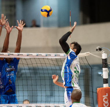 JOINVILLE VÔLEI É SUPERADO PELO VÔLEI RENATA EM JARAGUÁ DO SUL