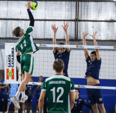 JOINVILLE VÔLEI ACERTA COM O PONTEIRO GABRIEL GIACHETTA, EX-ADV JARAGUÁ