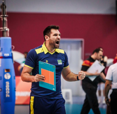 Guilherme Novaes é o novo técnico do Joinville Vôlei para a temporada 2026/27